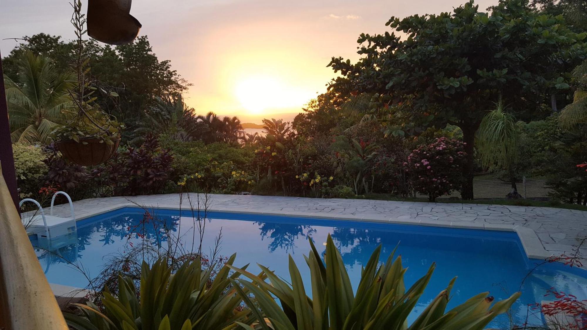 Vacances Bien Etre Guadeloupe Bouillante Exterior photo
